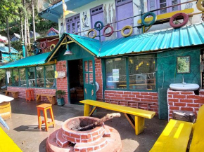 NOMADIC DALHOUSIE - Camping & The Adventure Café
